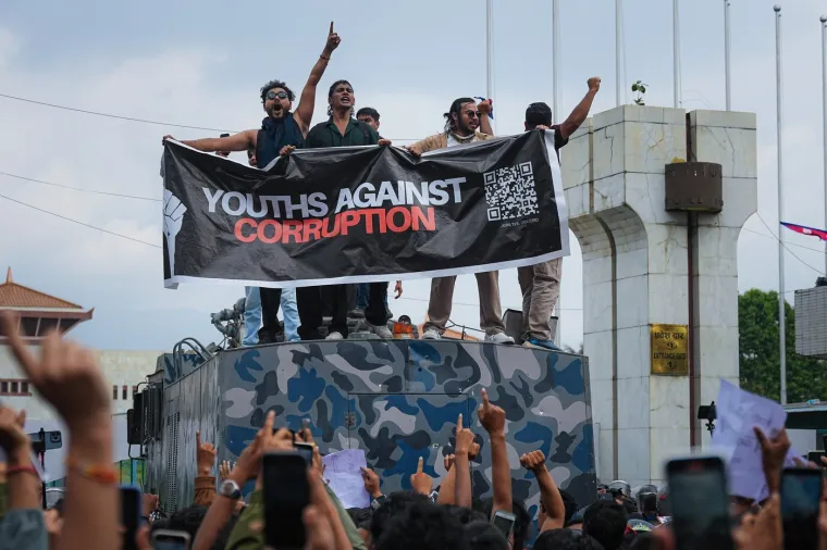 Stravične scene s prosvjeda! Poginulo najmanje 19 ljudi, 50 ozlijeđenih: 'Ispalili su metke'