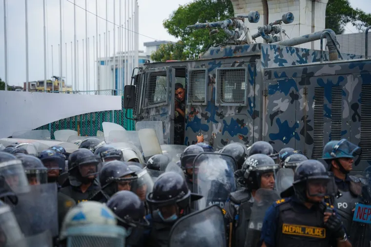 Stravične scene s prosvjeda! Poginulo najmanje 19 ljudi, 50 ozlijeđenih: 'Ispalili su metke'