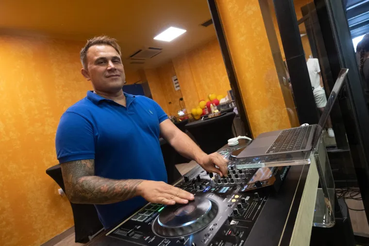 Pogledajte ludnicu u centru Zagreba: Popularni Spud Bud otvorio je svoja vrata