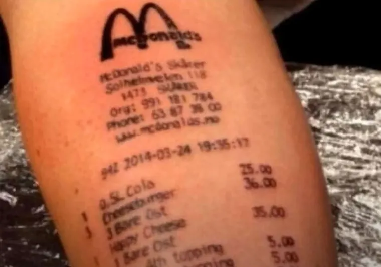 Ove tetovaže izgledaju kao &scaron;ala: Nevjerojatno &scaron;to sve ljudi trajno nose na svojoj koži