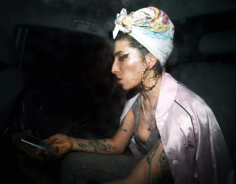 Borba s drogom, alkoholom i demonima: Ovo su najšokantnija izdanja legendarne Amy Winehouse