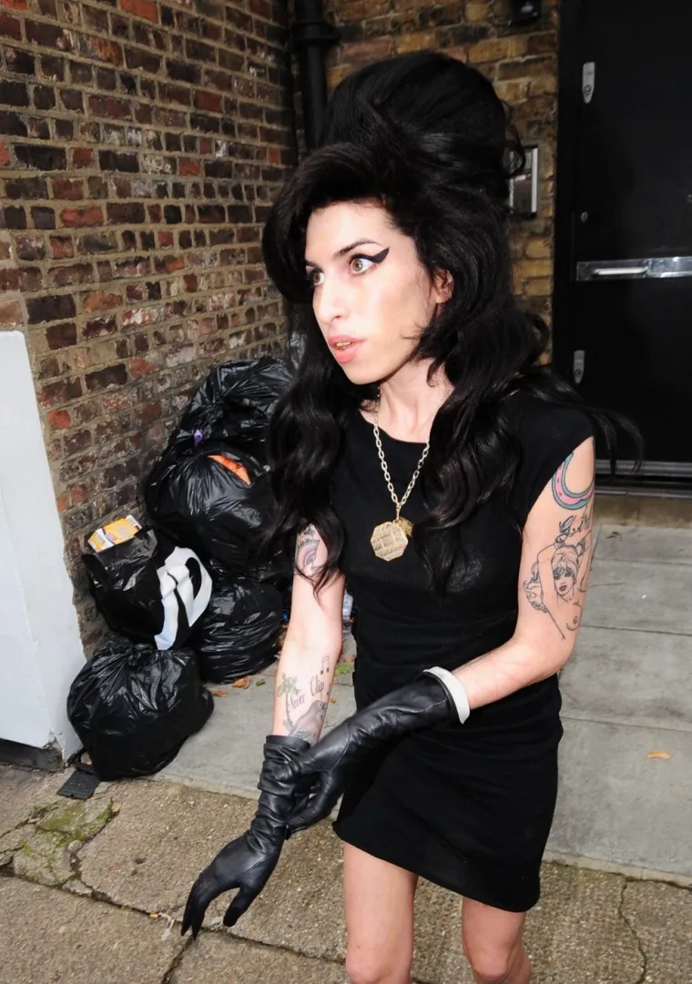 Borba s drogom, alkoholom i demonima: Ovo su najšokantnija izdanja legendarne Amy Winehouse