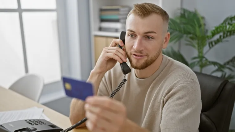 Sigurno i odgovorno: 20 situacija u kojima je kreditnu karticu bolje ostaviti u novčaniku