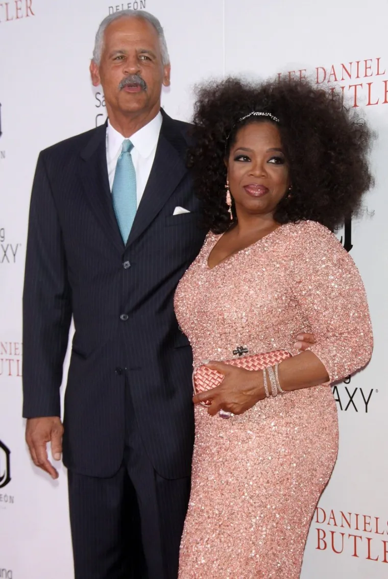 Oprah Winfrey sada ponosno ističe vitku liniju: Izgubila je 50 kilograma, no nije bilo lako