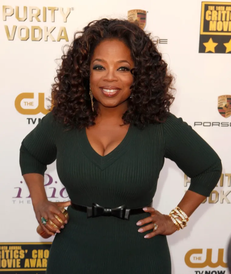 Oprah Winfrey sada ponosno ističe vitku liniju: Izgubila je 50 kilograma, no nije bilo lako