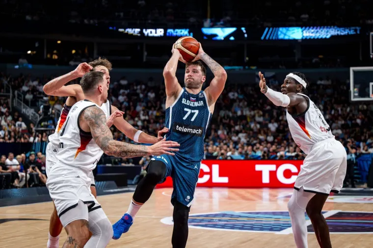 Čarolija Luke Dončića završila prerano: Slovenija dočekala četvrtfinalni šok u suzama