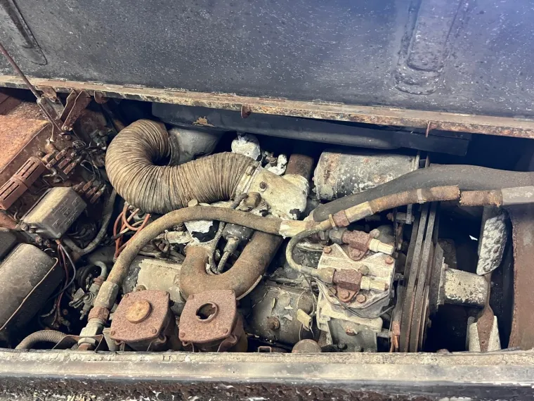 Star 64 godine, zahrđao i uništen: Ovaj auto prodaje se za cijenu od koje će vam se zavrtjeti u glavi