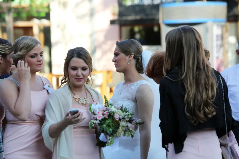 Za crkveno vjenčanje čekali da tata izađe iz zatvora, a uzvanike na svadbi zabavljala Maja Šuput