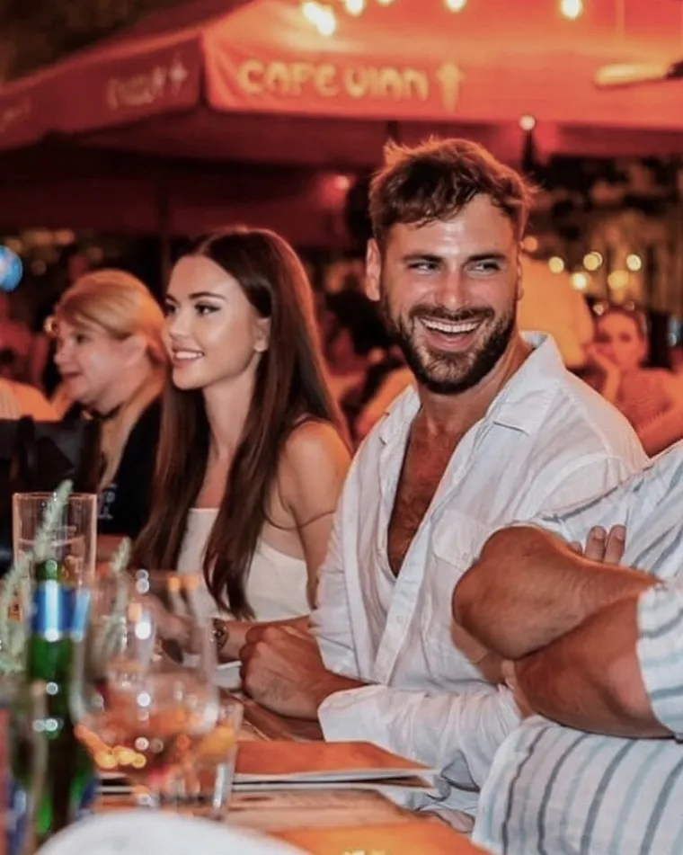 Ovo je navodna djevojka Stjepana Hausera: Lijepa Ukrajinka redovito dijeli njihove intimne trenutke