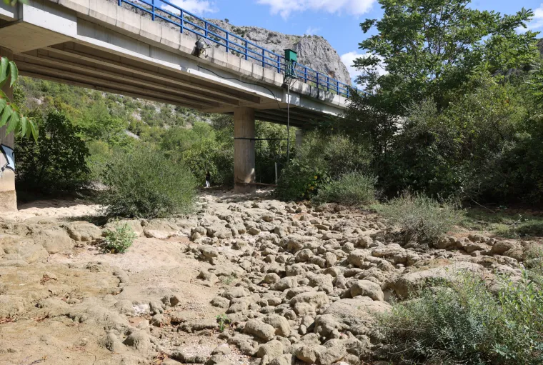 Svi znaju Thompsonove stihove o poznatoj rijeci, ali ona je - presušila: Prizori su sablasni