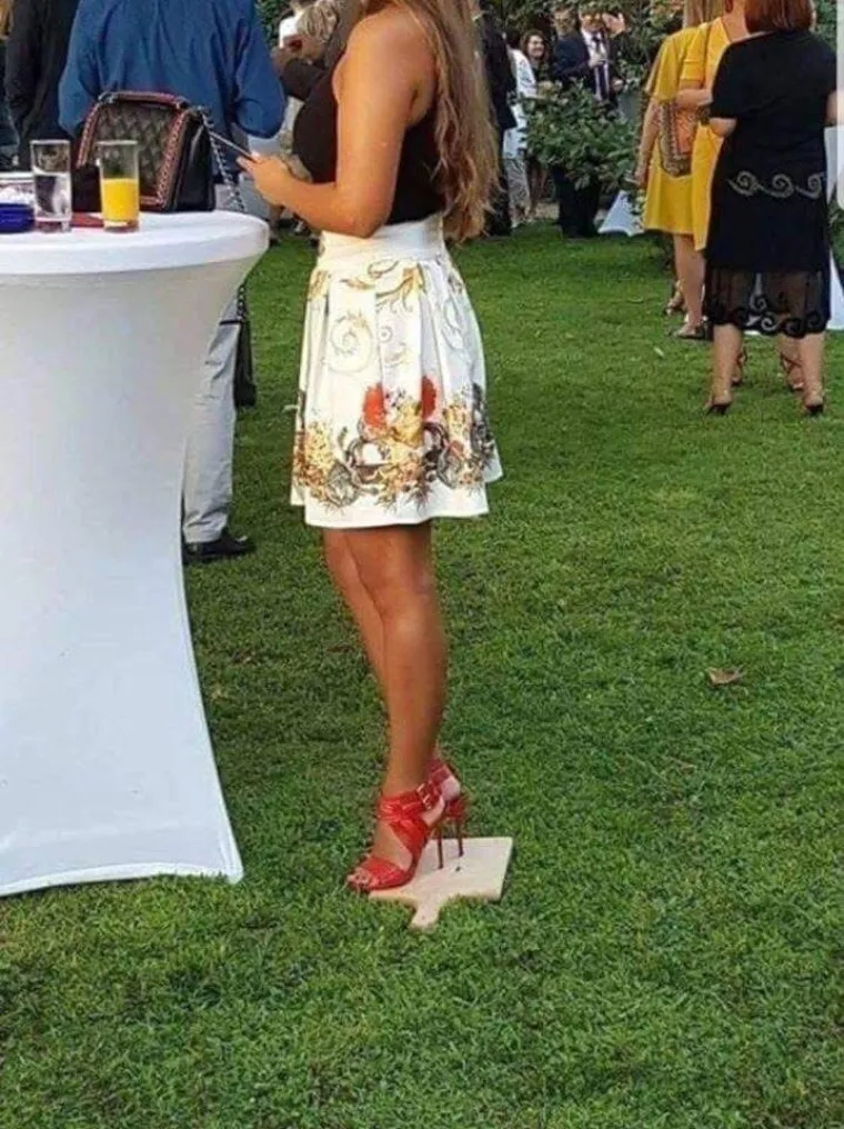 Ove urnebesne fotografije s balkanskih svadbi preplavile su mreže: Ne zna se koja je luđa