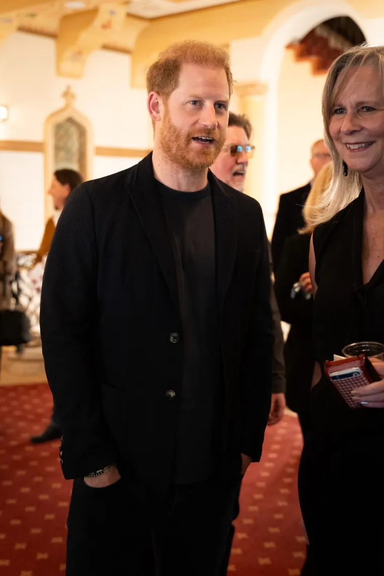 Od buntovnog dječaka do crne ovce kraljevske obitelji: Skandali princa Harryja podijelili su javnost