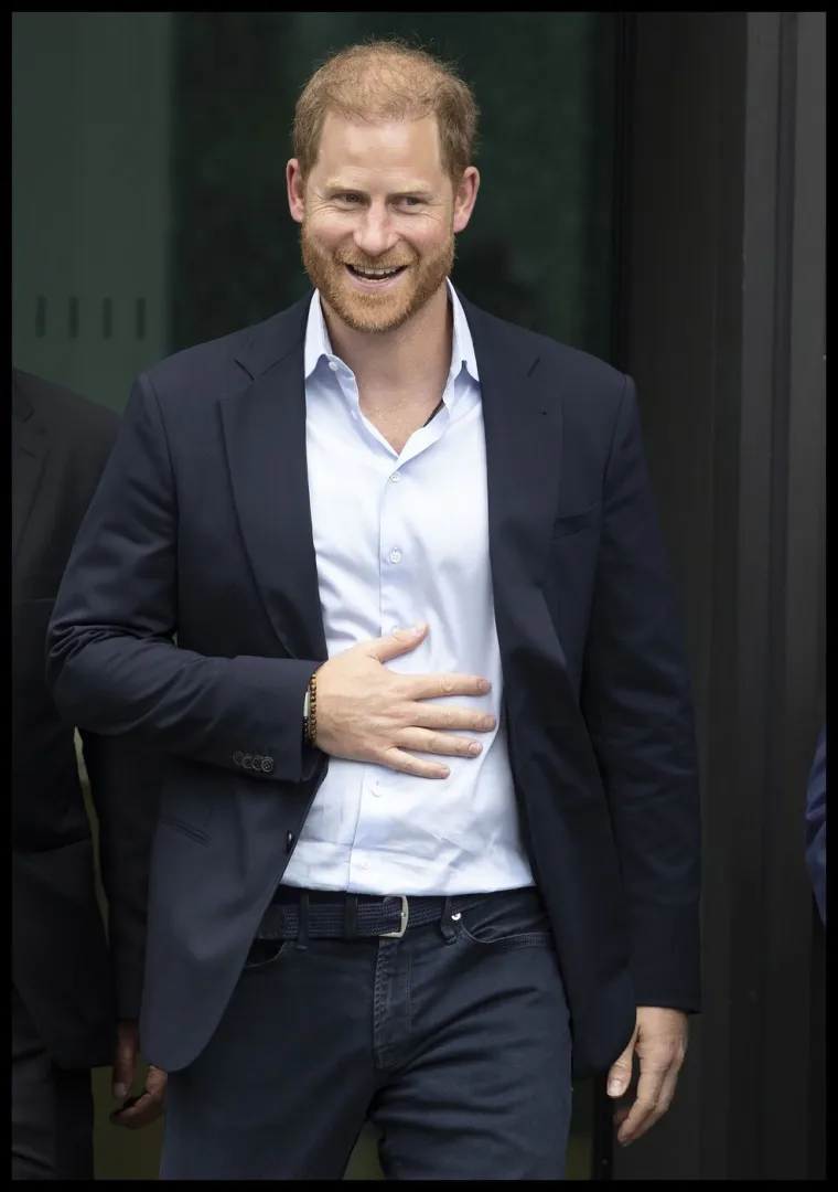 Od buntovnog dječaka do crne ovce kraljevske obitelji: Skandali princa Harryja podijelili su javnost