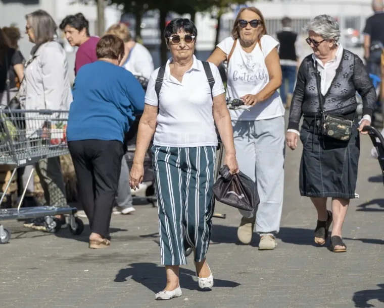Plavuše su vladale centrom Karlovca: Pogledajte zašto su svi okretali glave na špici