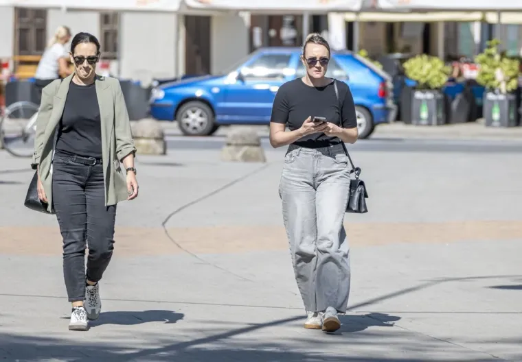 Plavuše su vladale centrom Karlovca: Pogledajte zašto su svi okretali glave na špici