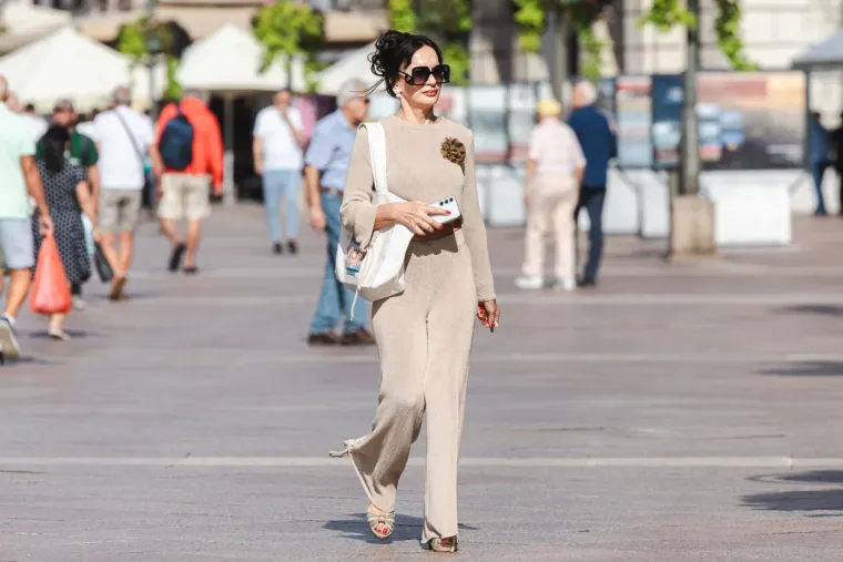 Riječki Korzo poput modne piste: Ova elegantna dama osvojila je sve poglede