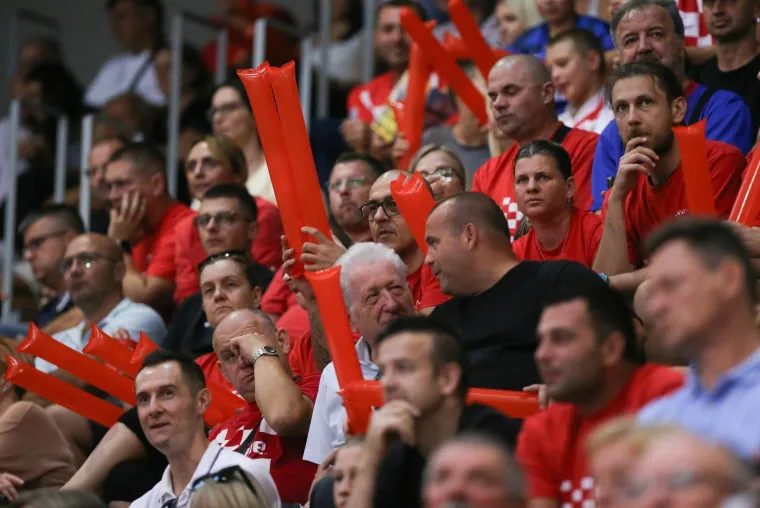 U nogometnu atmosferu na tribinama Davis Cupa u Osijeku ugurao se i Zlatko Dalić