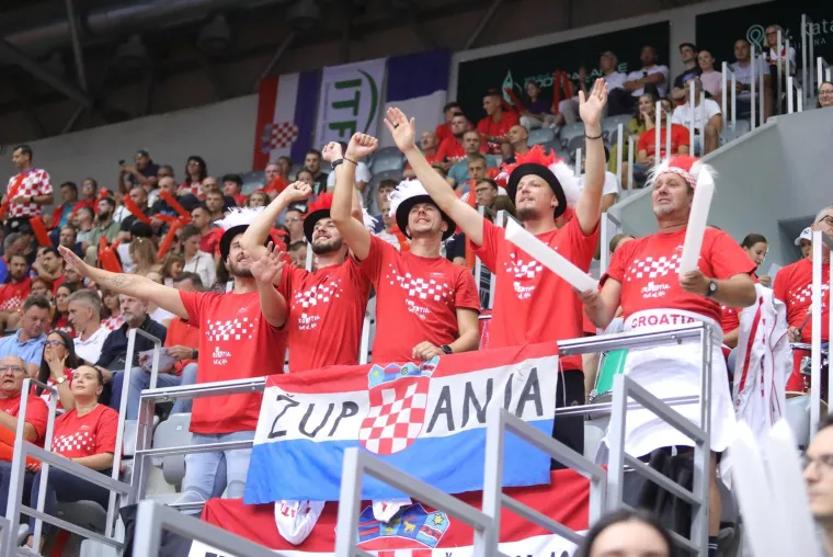 U nogometnu atmosferu na tribinama Davis Cupa u Osijeku ugurao se i Zlatko Dalić