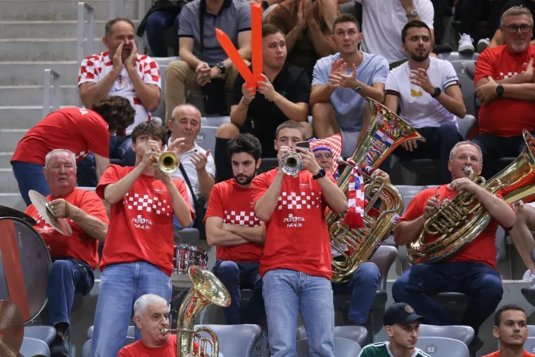 U nogometnu atmosferu na tribinama Davis Cupa u Osijeku ugurao se i Zlatko Dalić