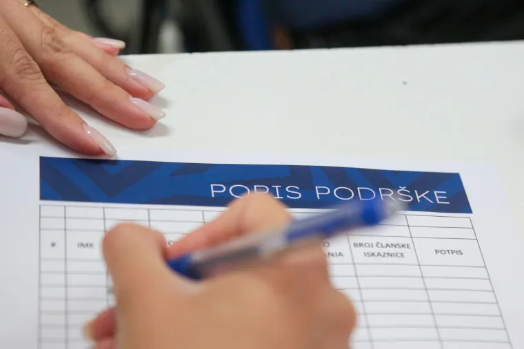 Povijesni dan na Maksimiru: Navijači se skupljaju, a stigao je i novi predsjednik