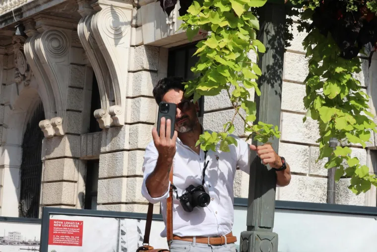 Dvije Hrvatske, dva hoda i poruke: 'Lijepa, pametna, slobodna'; 'Mi smo većina, to je jasno!'