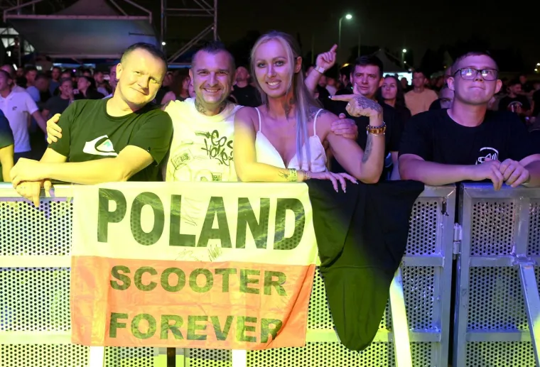 Indira i Scooter na Velesajmu, Prljavci na Šalati: Sinoć je Zagreb gorio! Pogledajte prizore