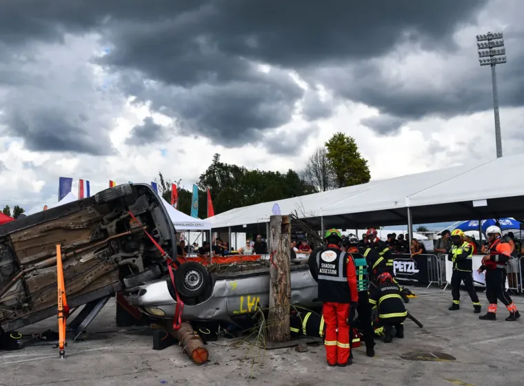 Piljenje, krv i vrisak... Ne, nije horor film nego čista akcija na World Rescue Challengeu