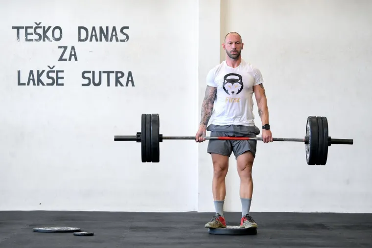 Možda ćete baš sada poželjeti u teretanu: Pogledajte mišiće ministra Habijana