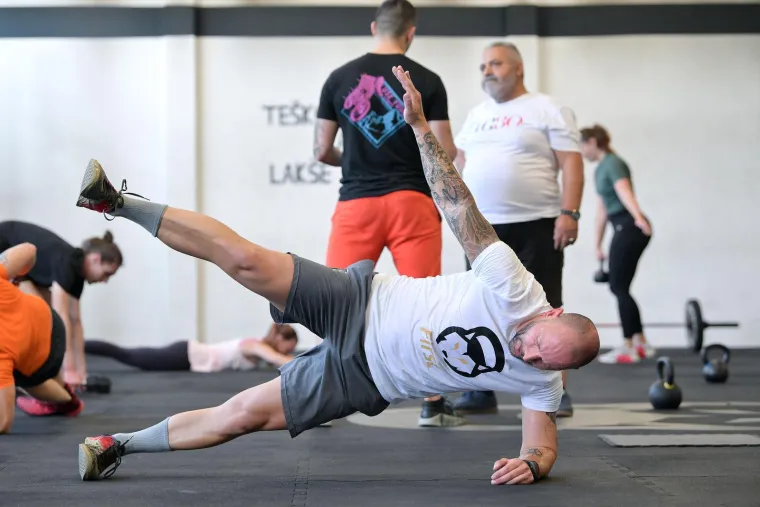 Možda ćete ba&scaron; sada poželjeti u teretanu: Pogledajte mi&scaron;iće ministra Habijana