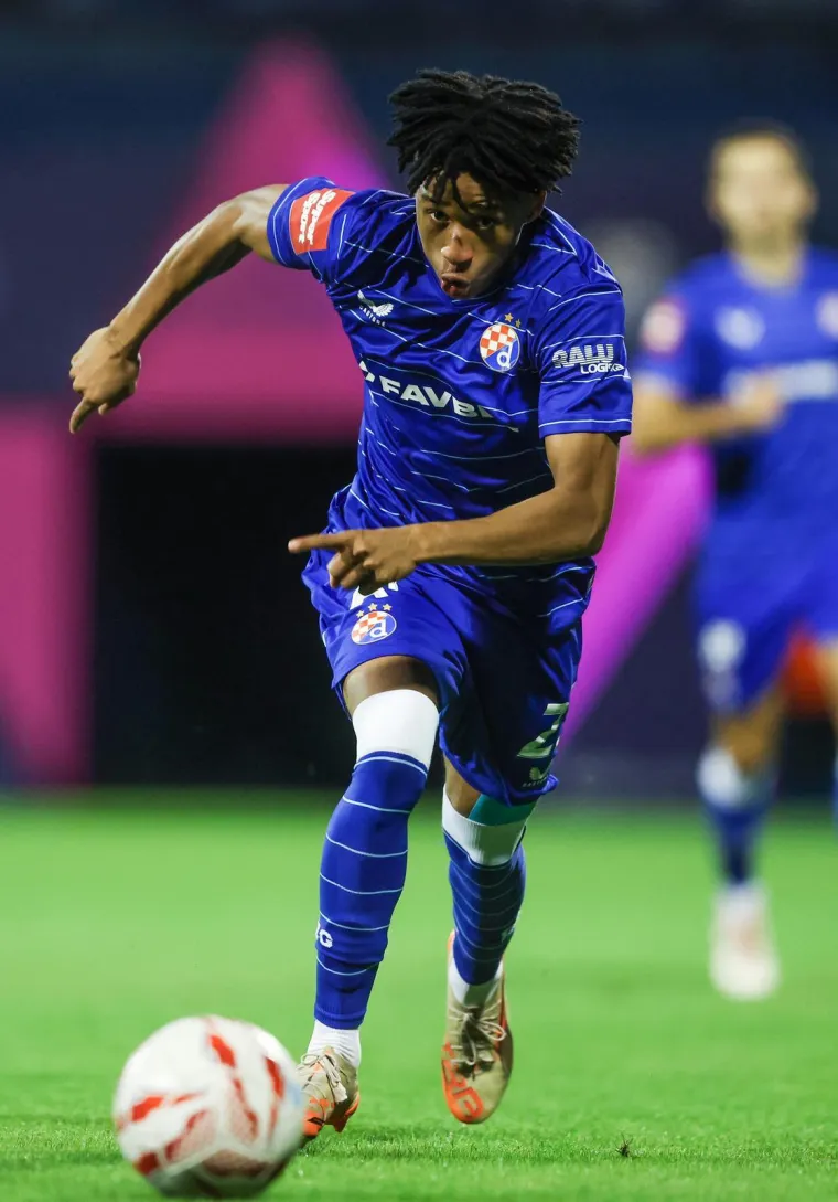 Kovačević se znojio na klupi i hvatao za glavu, a u loži smrknuta lica