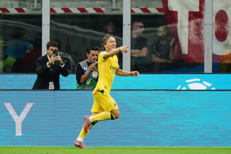 Nogometni svijet klanja se Modriću: 'Sveti Luka je spektakl od igrača. Veliki šampion'