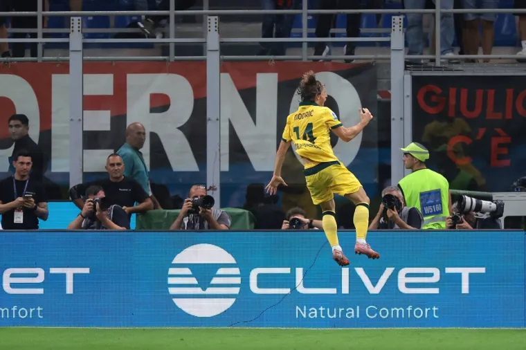 Nogometni svijet klanja se Modriću: 'Sveti Luka je spektakl od igrača. Veliki šampion'