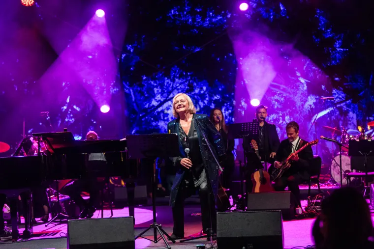 Zvijezde odale počast obitelji Dedić: Više od 60 glazbenika slavilo Gabi, Matiju i Arsena Dedića