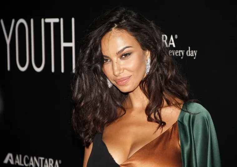 Nazivaju je modernom 'Sophijom Loren', ali prije operacija je izgledala potpuno drugačije