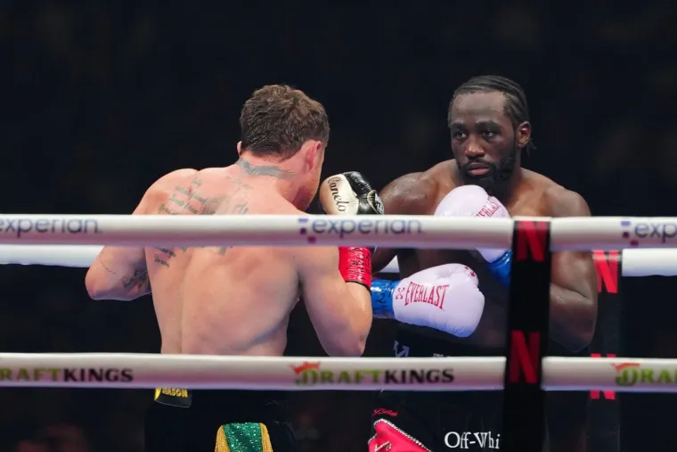 Tje&scaron;ila ga nakon bolnog poraza! Zanosna Meksikanka zasjenila sve u Las Vegasu: 'Izgleda nevjerojatno'