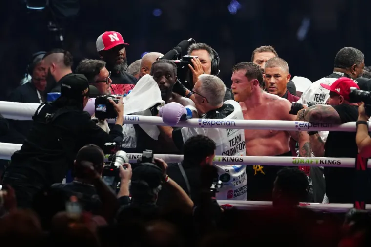 Tje&scaron;ila ga nakon bolnog poraza! Zanosna Meksikanka zasjenila sve u Las Vegasu: 'Izgleda nevjerojatno'