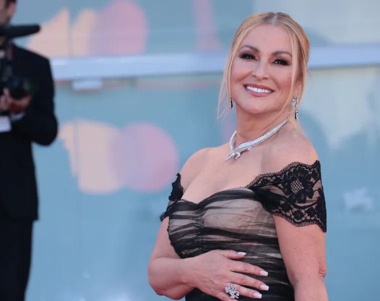 Američka pjevačica dvaput pobijedila rak dojke, često lagala o svojim godinama i bila luda za botoxom