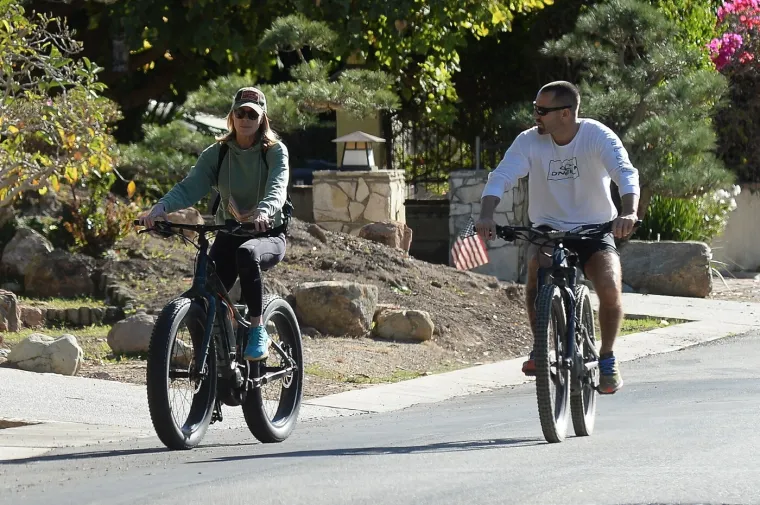 Udavala se tri puta, a najduže je ostala s holivudskim srcolomcem: U šezdesetoj i dalje očarava