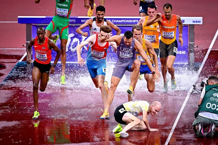 O ovim scenama iz Tokija bruji cijeli svijet: Atletičari doživjeli šok pa postali priča dana