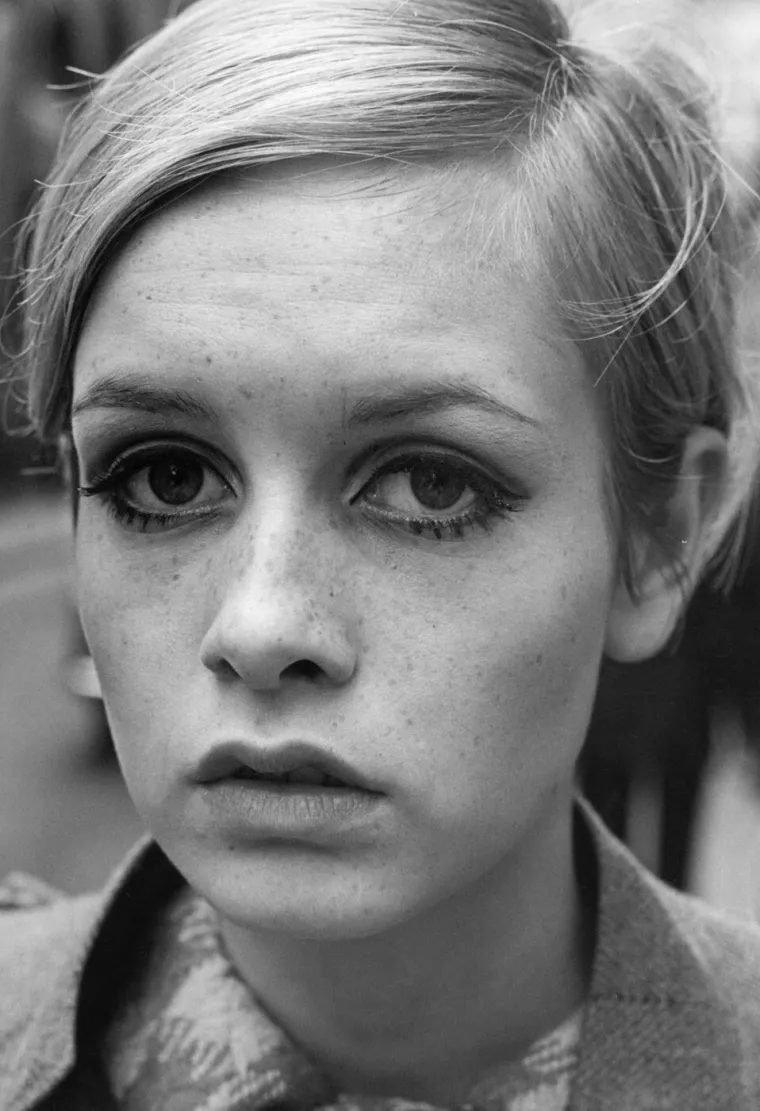 Svojim jedinstvenim izgledom obilježila je cijelu jednu eru mode: Twiggy danas ima 76 godina