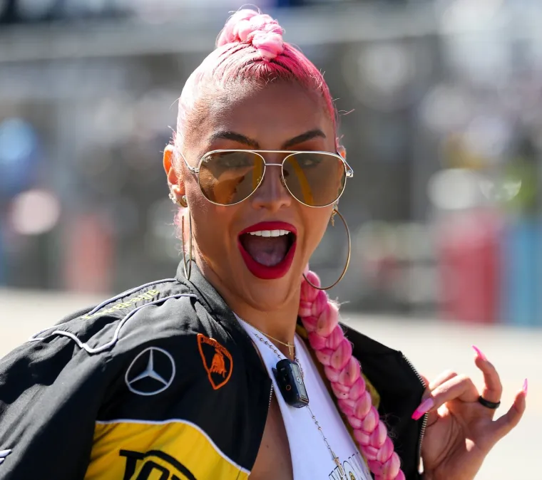 Grudi je povećala s 20 godina, a zbog alkohola zavr&scaron;ila u zatvoru: Danas dominira hrvačkim ringom