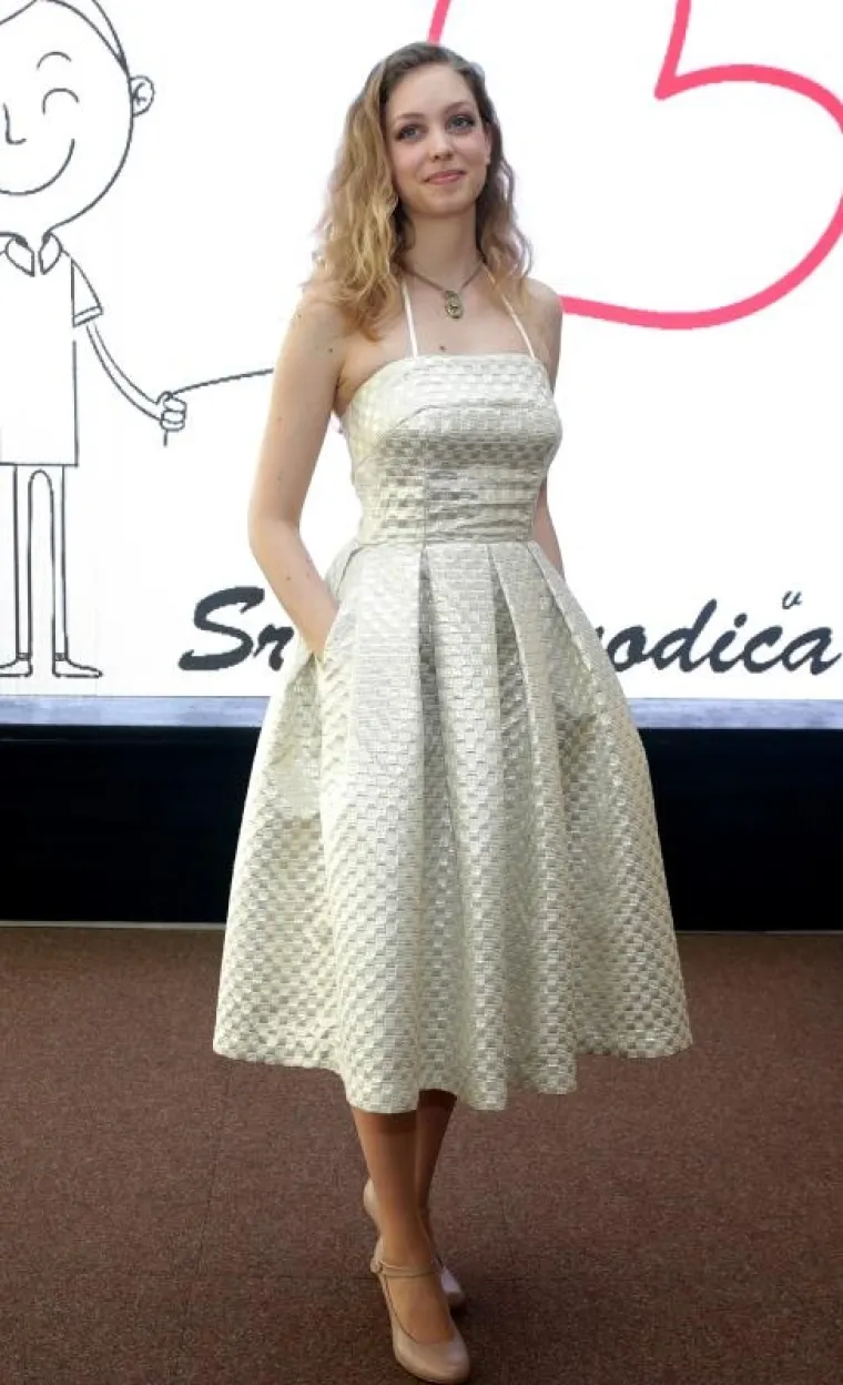 Gdje god se pojavi, svi gledaju samo u nju: Ovo su najbolja izdanja Hane Huljić