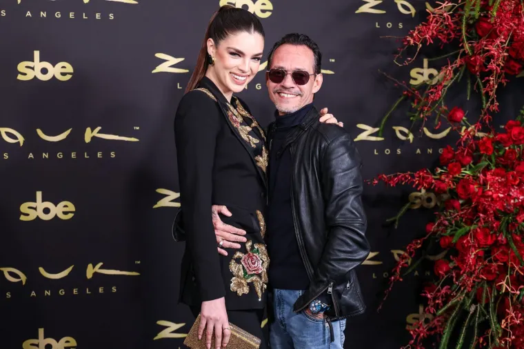 Osvojila titulu Miss pa se zaljubila u 30 godina starijeg i 15 centimetara nižeg bivšeg muža J.Lo