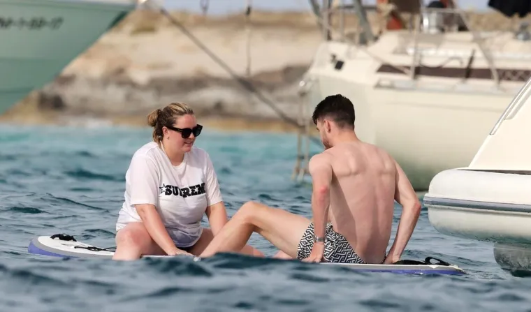 Ljubav nogometne zvijezde na nezapamćenom udaru: 'Bogat je i zgodan, može on i bolje'