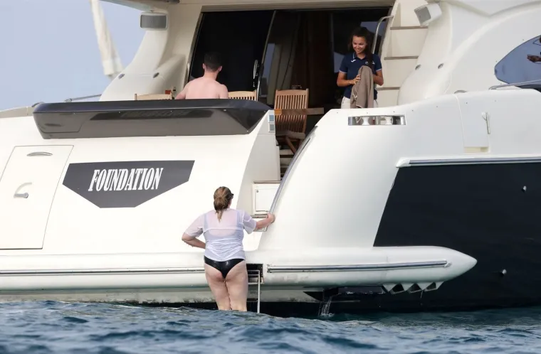 Ljubav nogometne zvijezde na nezapamćenom udaru: 'Bogat je i zgodan, može on i bolje'