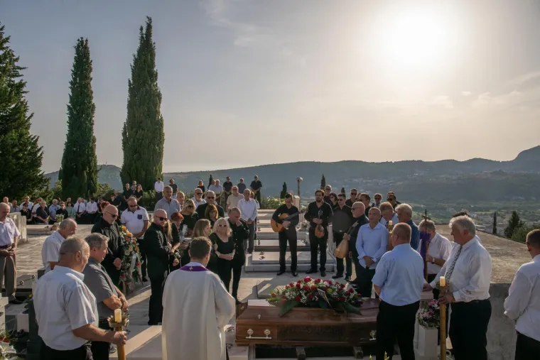 Dvije godine bez Mile Hrnića: Iza sebe ostavio ženu, a smrt sina ga je shrvala