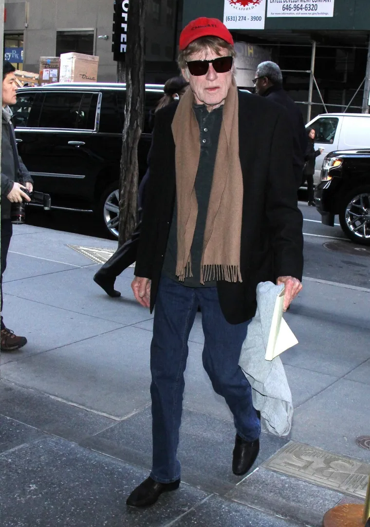 Ljepotom osvojio Hollywood, a životna tragedija ga dotukla: Ovako se mijenjao Robert Redford