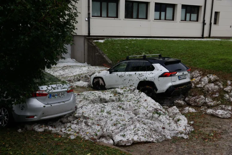 Nevrijeme potopilo Novo Mesto: Formira se nova superćelija koja ide prema susjedima