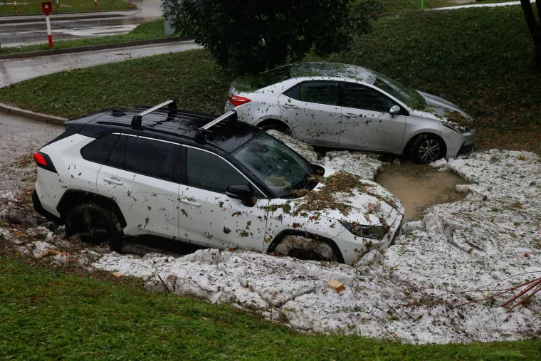 Nevrijeme potopilo Novo Mesto: Formira se nova superćelija koja ide prema susjedima
