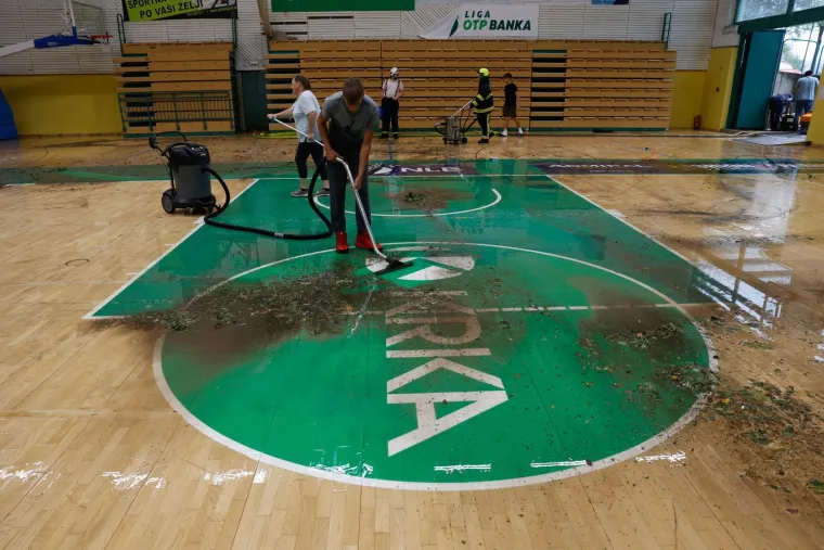 Nevrijeme potopilo Novo Mesto: Formira se nova superćelija koja ide prema susjedima